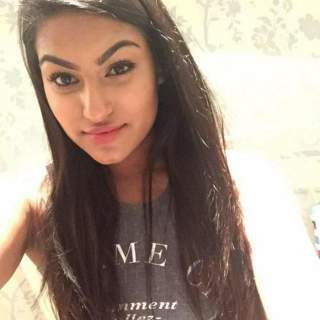 Pretty arab girl for hookup in Ottawa