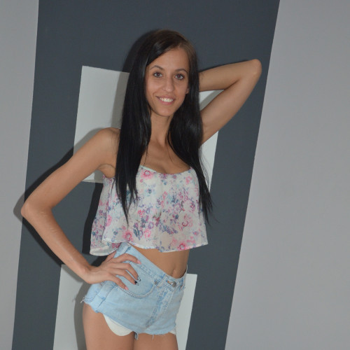 Looking for love or date in Montague